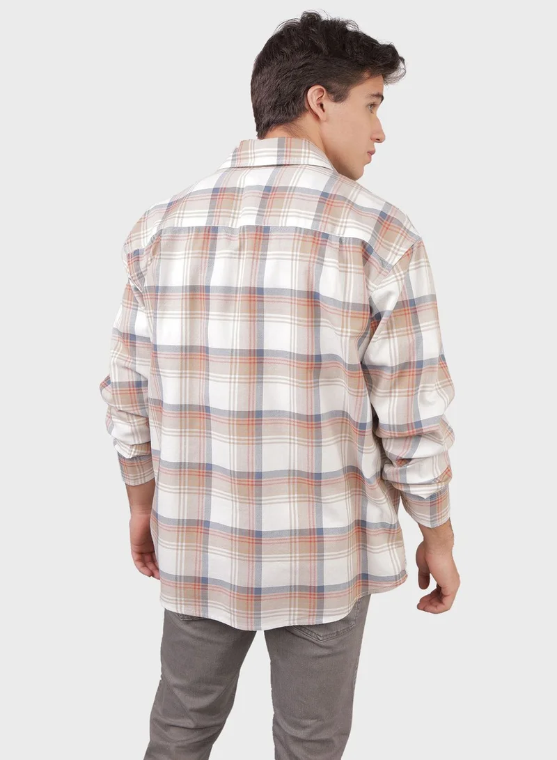 American Eagle Oxforf Button-Up Shirt
