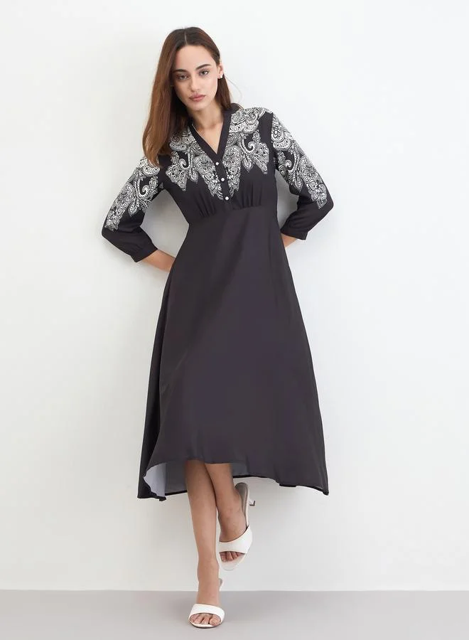 Styli Styli Black Printed Buttoned Midi Dress