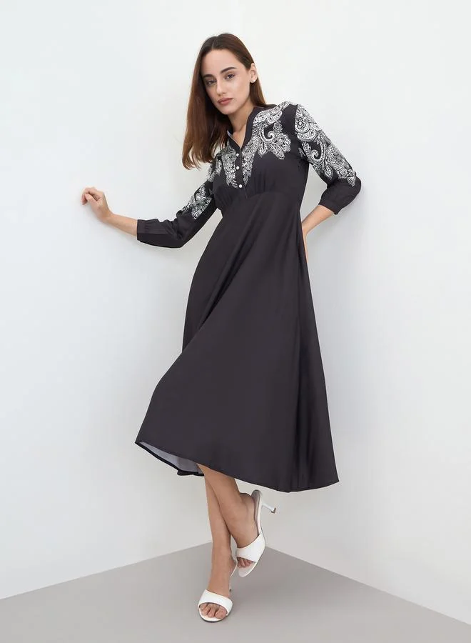 Styli Styli Black Printed Buttoned Midi Dress
