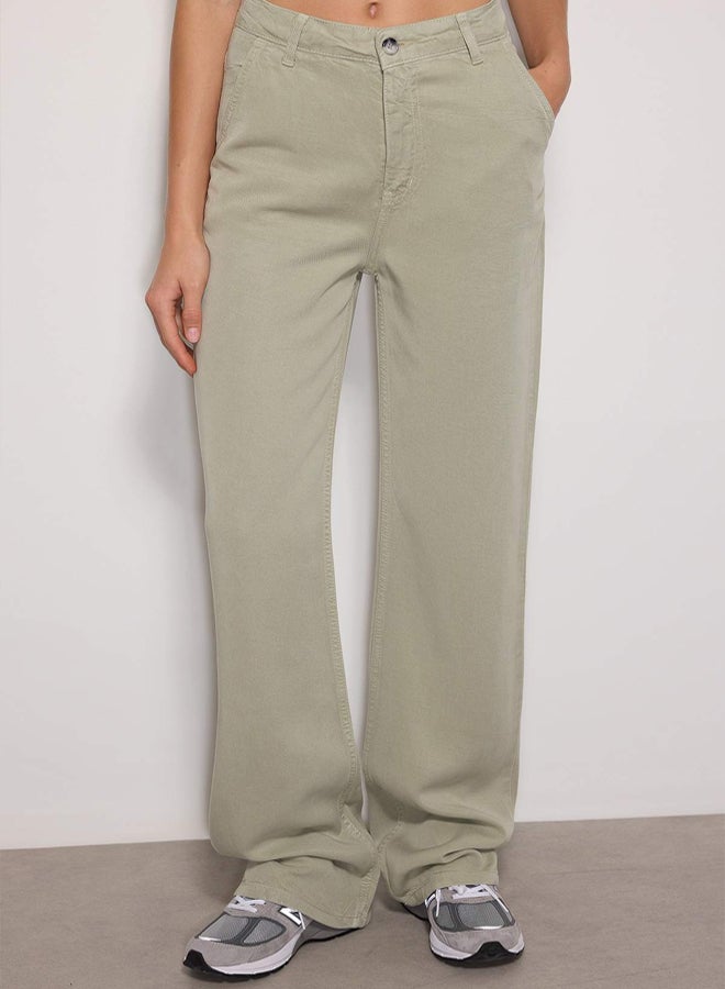 trendyol Mint More Sustainable 100% Tencel™ Low Waist Wide Leg Jeans TWOSS23JE00219 - Image 3