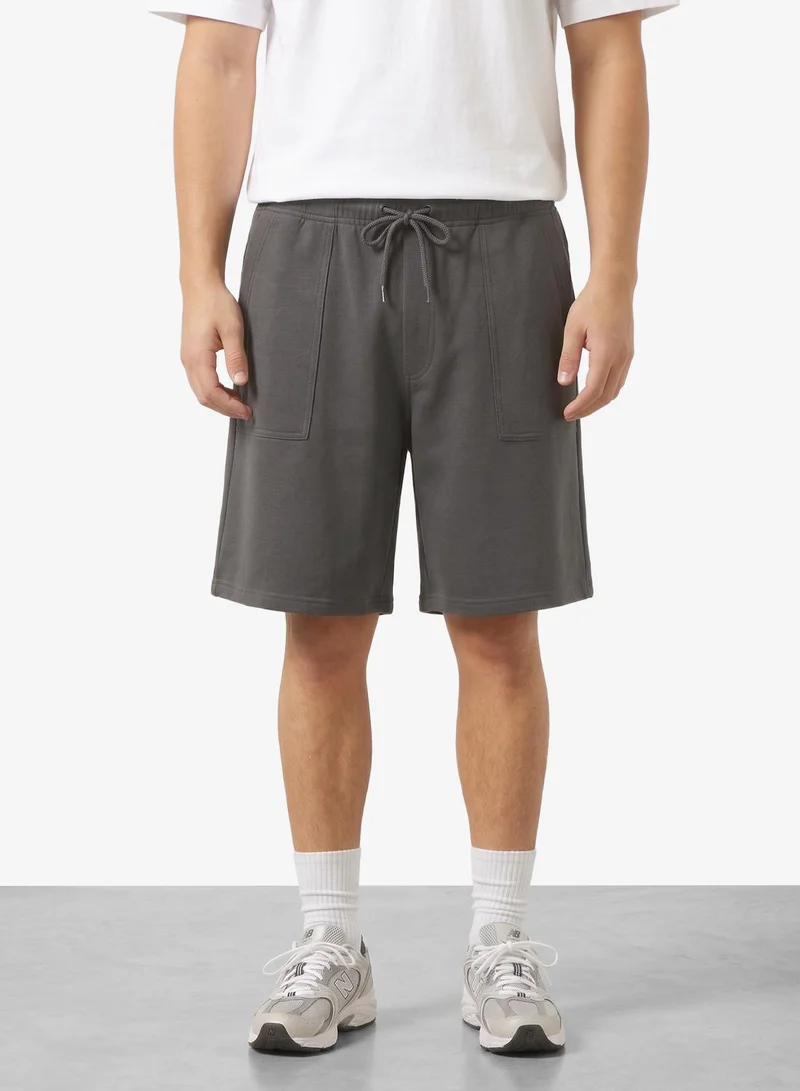 Seventy Five Basics Regular Fit Shorts