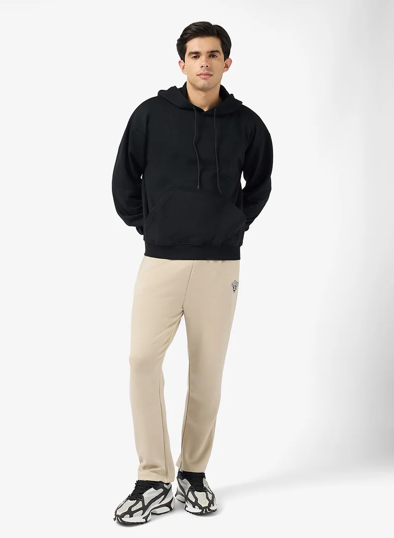 سفنتي فايف بيسيكس Relaxed Fit Emblem Joggers