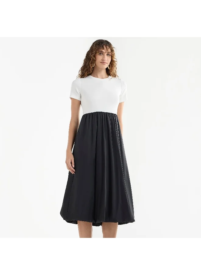 FAV Colourblock A-line Dress with Round Neck and Short Sleeves