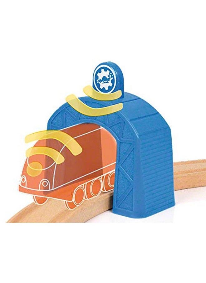 Brio World 33918 Smart Railway Workshop ; 3 Piece Toy Train Accessory For Kids Ages 3 And Up  - Image 5