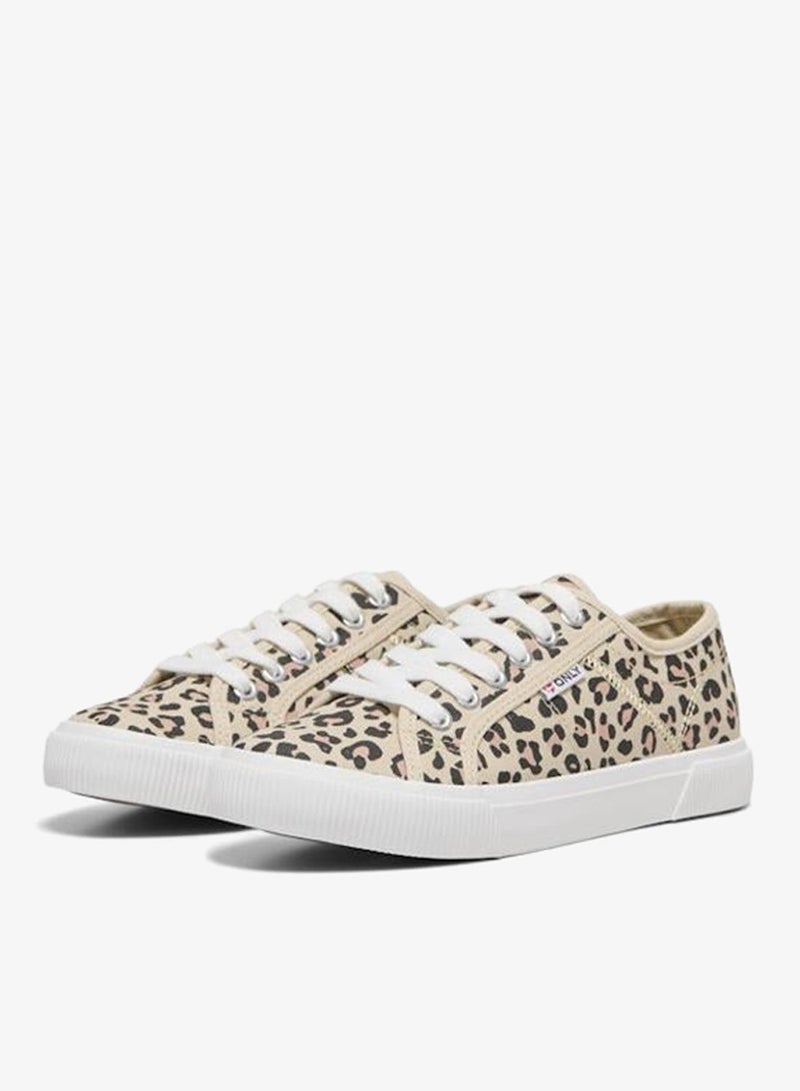 اونلي سنيكرز نونكولا - Image 1