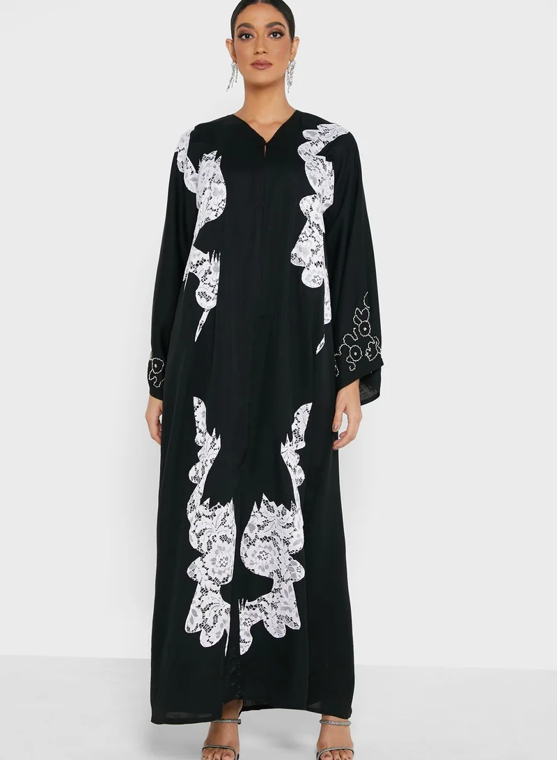 Khizana Embroidered Detail Abaya