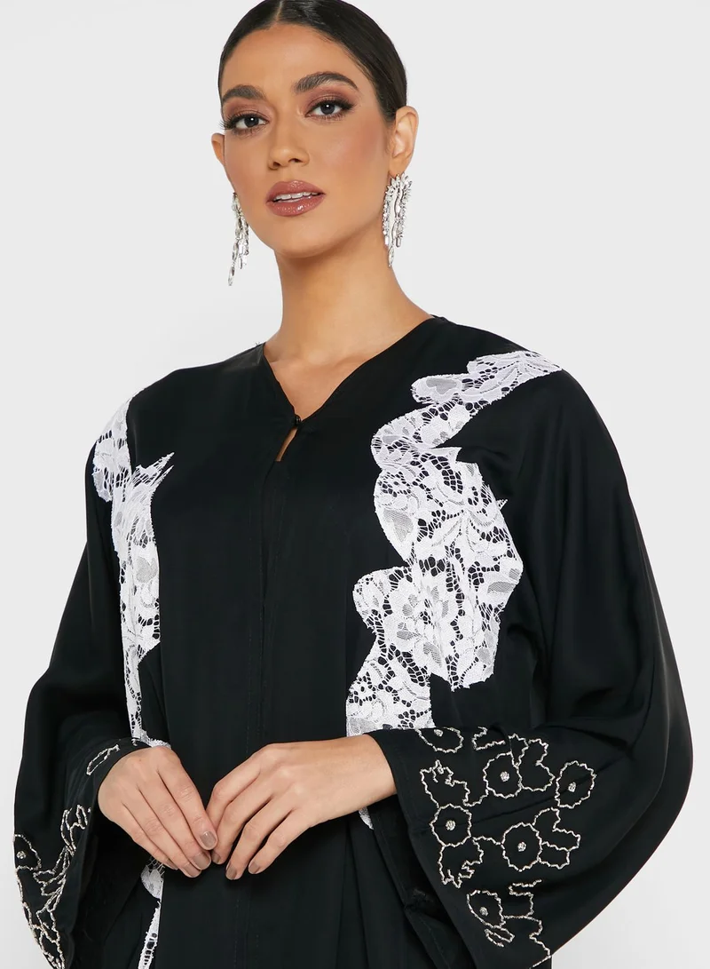 Khizana Embroidered Detail Abaya