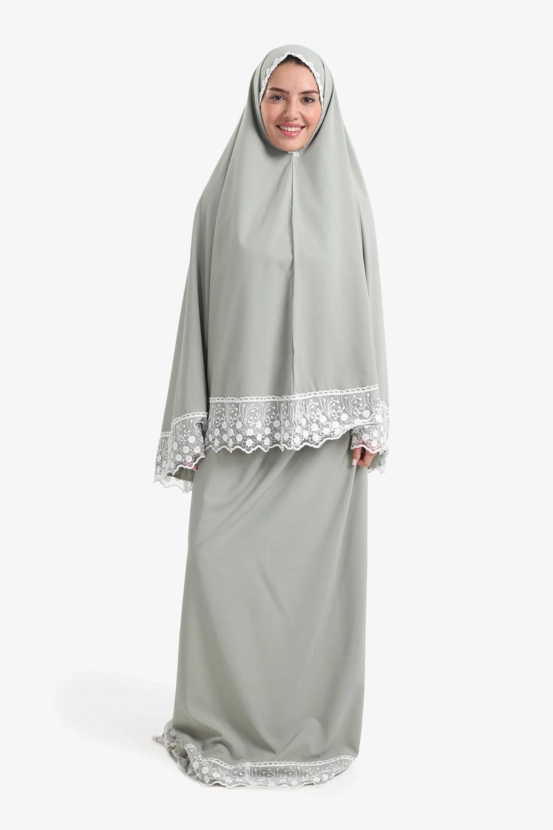 Carina Prayer Set with Lace Trim - Image 1