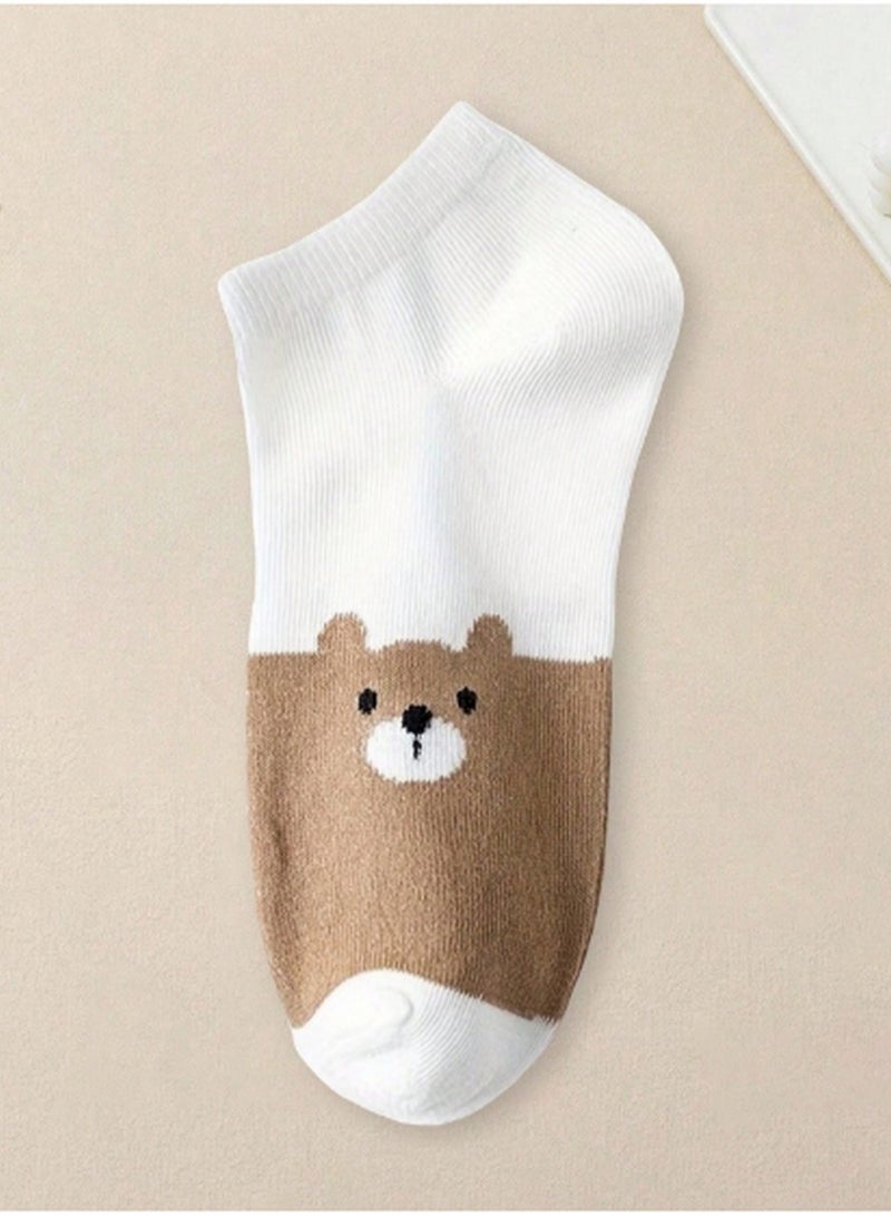 مجموعة جوارب قصيرة بتصميم الدب – 5 أزواج مريحة وأنيقة للاستخدام اليومي - Image 5
