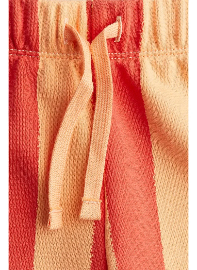 اتش اند ام Printed sweatshorts