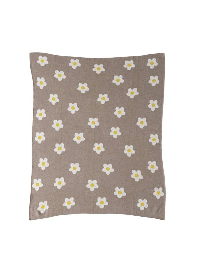 Creative Co-op بطانية أطفال محبوكة من القطن من كرياتيف كوبر مزينة بالزهور، بني وأبيض - Image 1