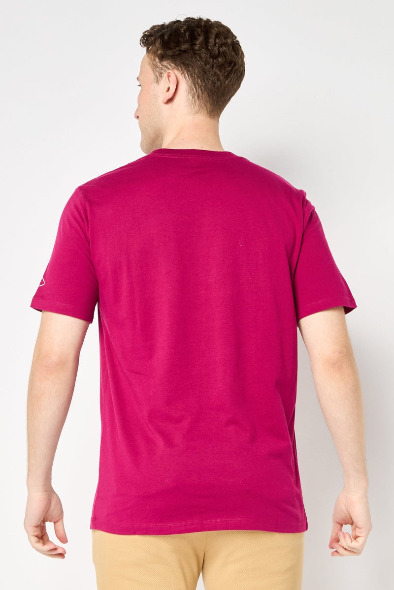 Replay تي شيرت رجالي بأكمام قصيرة وياقة دائرية، طباعة جرافيك، بنفسجي فاتح - Image 3