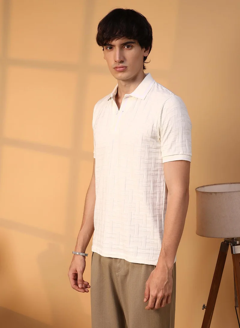 Campus Sutra Men's Cream White Weave-Textured Polo T-Shirt For Casual Wear | Polo Neck | Short Sleeve | Half-Button Closure | T-Shirt Crafted With Comfort Fit For Everyday Wear