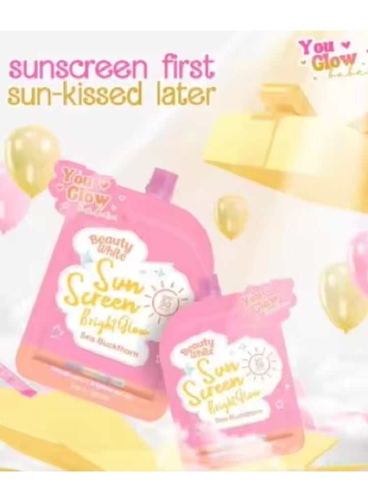 جلو مجموعة زجاجات واقي شمس بيتي وايت – برايت جلو SPF 50 PA+++ مع حمض الشاي البحري | حماية خفيفة الوزن من الأشعة فوق البنفسجية وتفتيح البشرة - Image 3