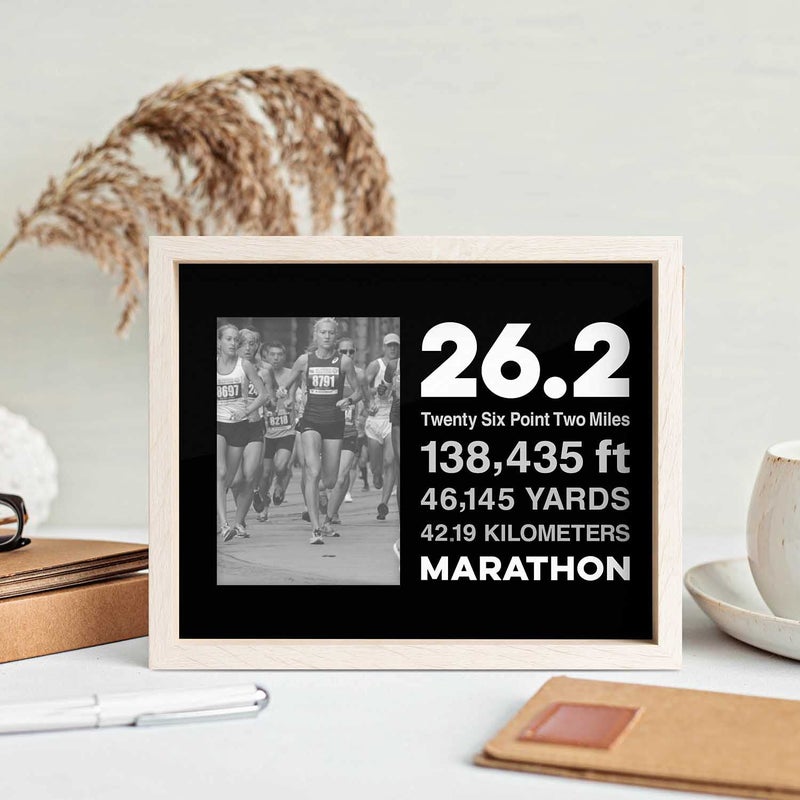جون فور أ ران ذهب لارتداء رئيس الوزراء إطار الصور الجري | 26.2 MATH MILES - Image 5
