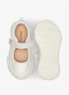JUNIORS Girls Textured Mary Jane Shoes with Hook and Loop Closure  - Image 4