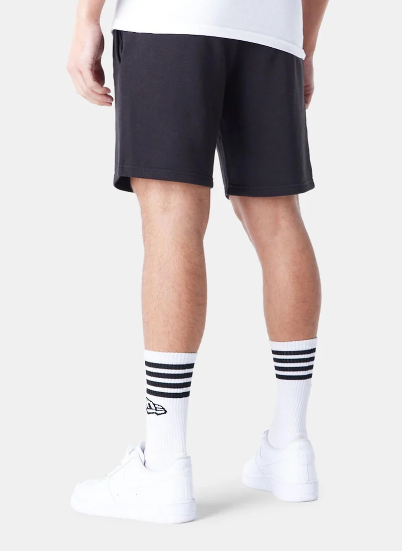 NEW ERA Men's NFL Las Vegas Raiders League Essentials Shorts