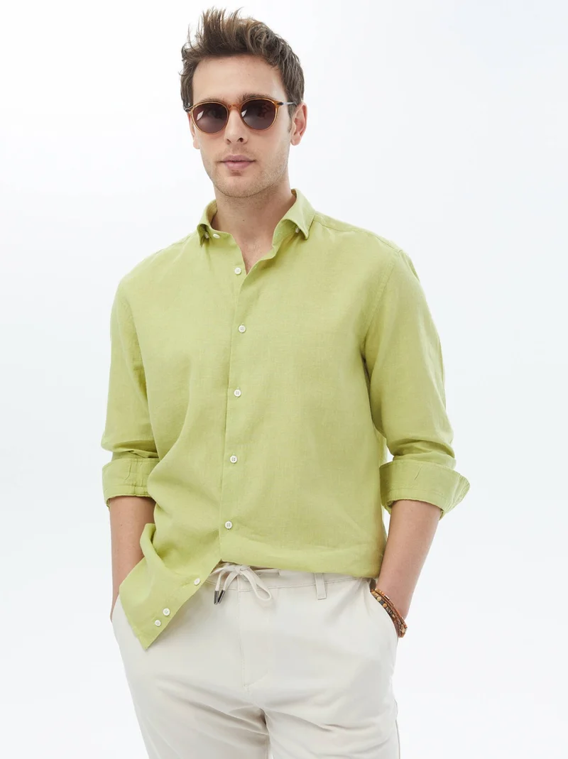 Kip Oil Green Plain Regular Fit Woven Casual Cotton Blend Shirt