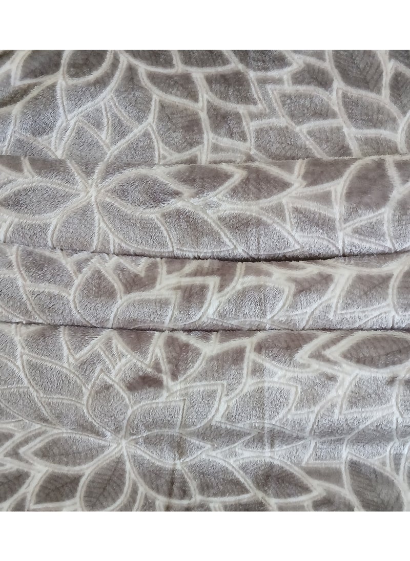 T G H Flannel Blanket Micro Fiber Throw Blanket, for All Season Fluffy Blanket Warm and Light Weight for Bed Throws & Sofa,Comfortable and Soft Flannel Fleece Blanket  - Image 2