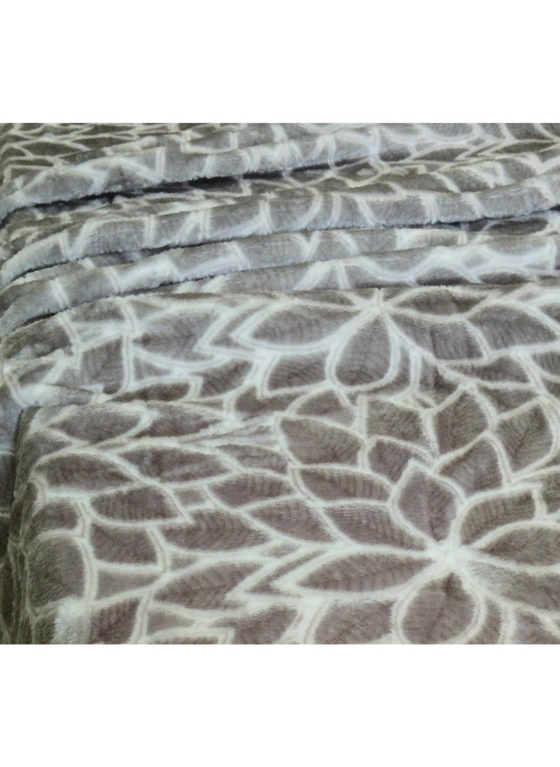 T G H Flannel Blanket Micro Fiber Throw Blanket, for All Season Fluffy Blanket Warm and Light Weight for Bed Throws & Sofa,Comfortable and Soft Flannel Fleece Blanket  - Image 3