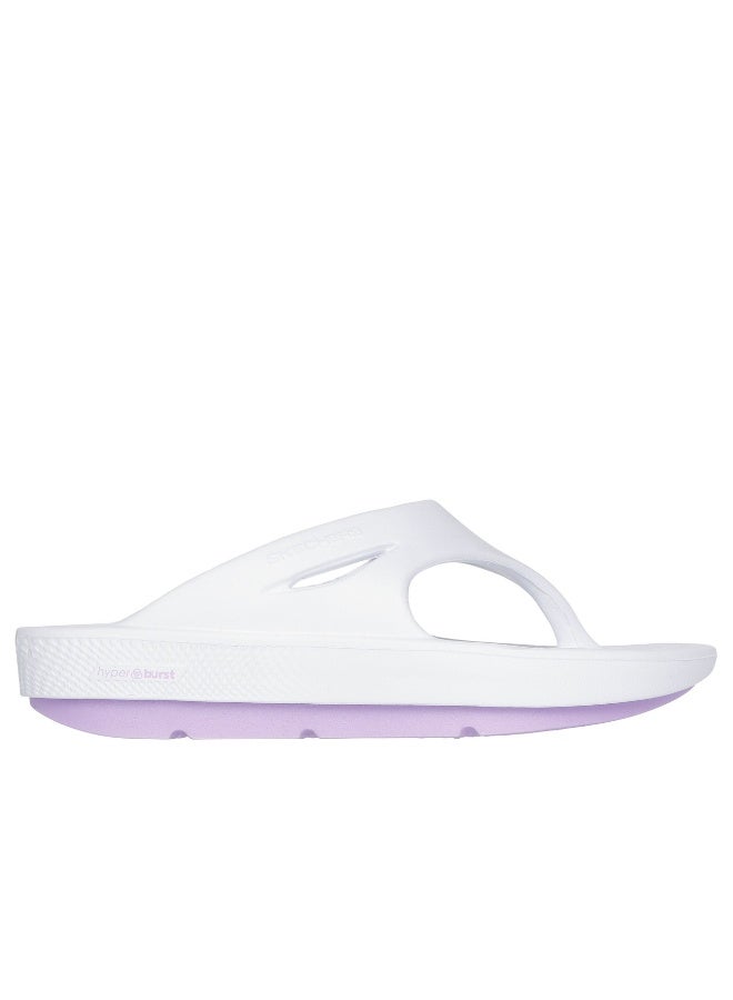 SKECHERS استعد انتعاشك - Image 1