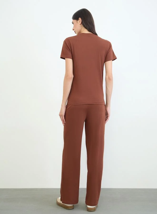 Styli Brown Brown Piping Detail Cotton T-Shirt and Joggers Set for Women | Best Price UAE