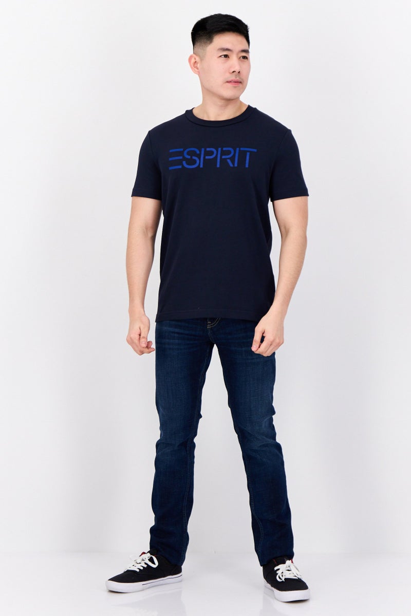 ESPRIT تي شيرت رجالي بأكمام قصيرة وياقة دائرية بشعار العلامة التجارية، أزرق داكن - Image 4