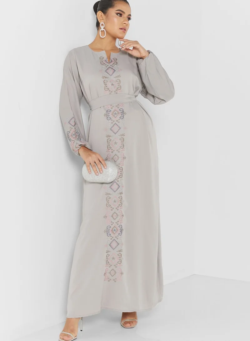 hayas closet Puff Sleeve Embroidered Jalabiya