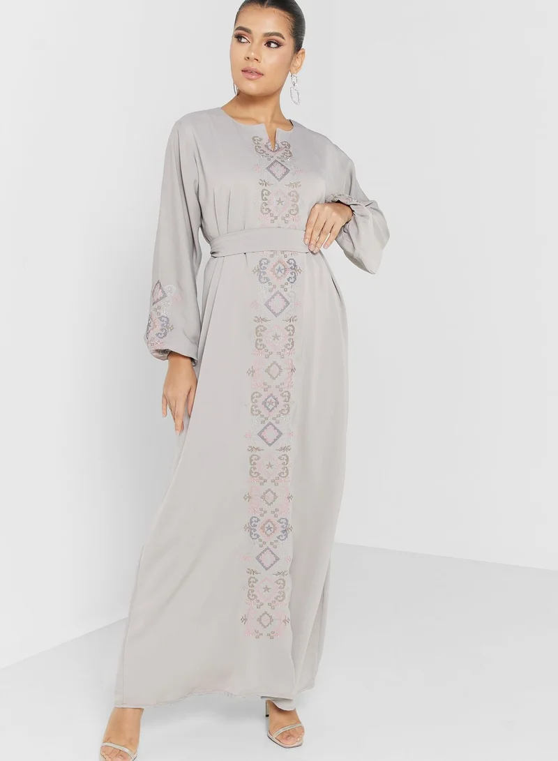 hayas closet Puff Sleeve Embroidered Jalabiya
