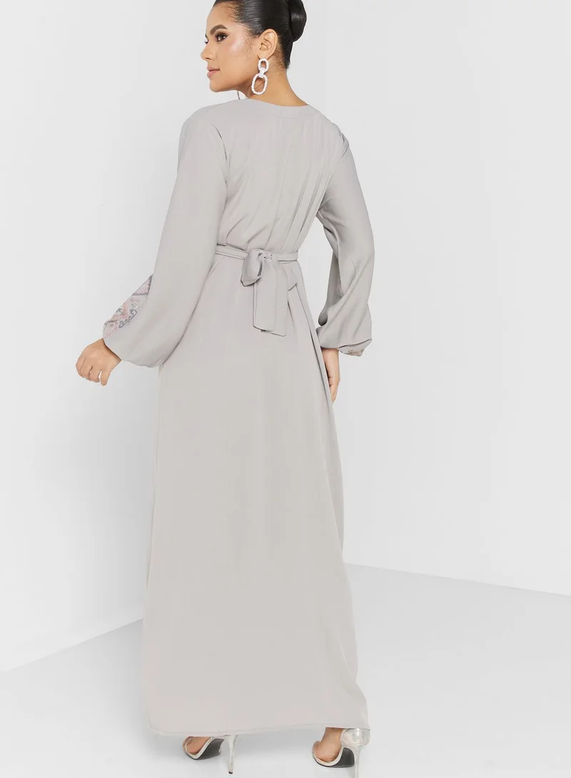 hayas closet Puff Sleeve Embroidered Jalabiya
