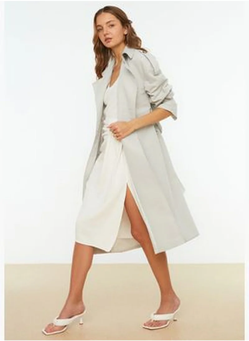 trendyol Beige Oversize Wide-Cut Belted Water-repellent Long Trench Coat TWOSS21EN0005