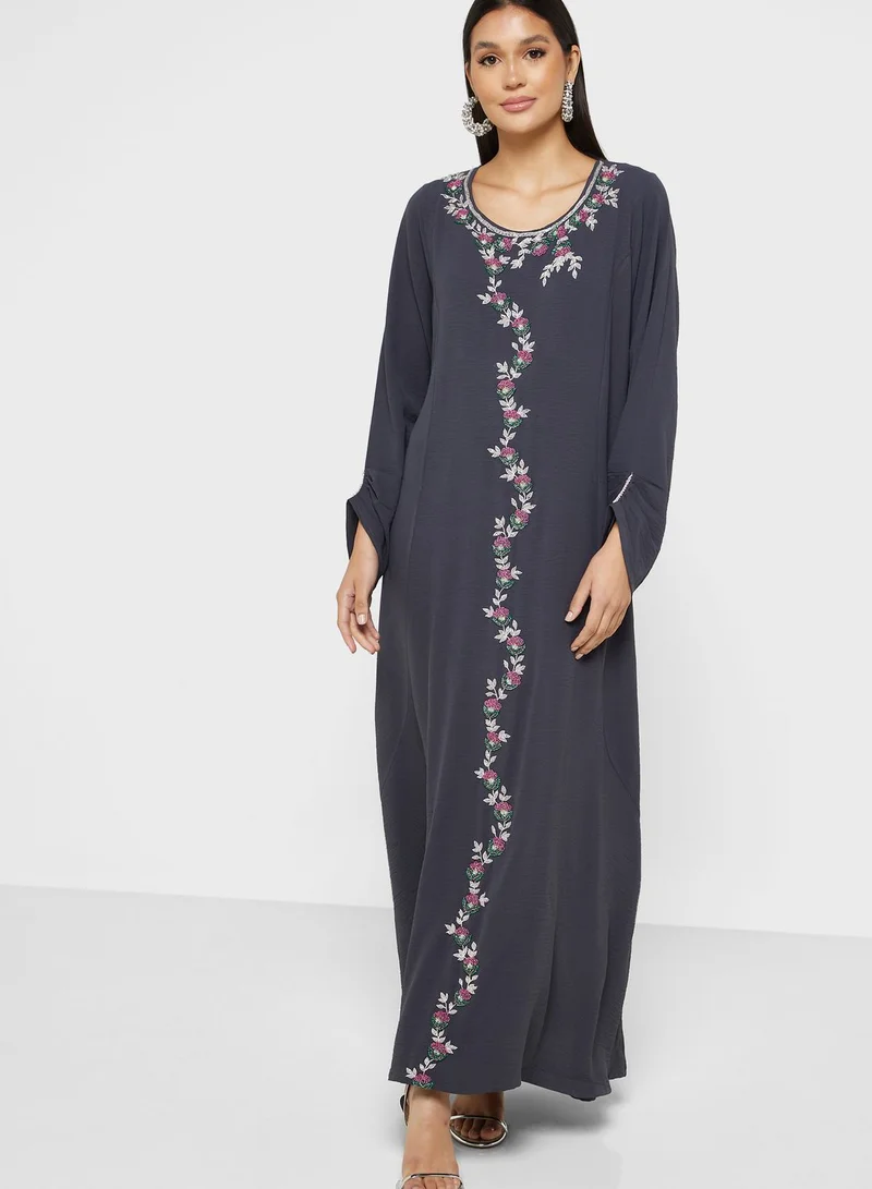 KASHKHA Floral Embroidered Jalabiya
