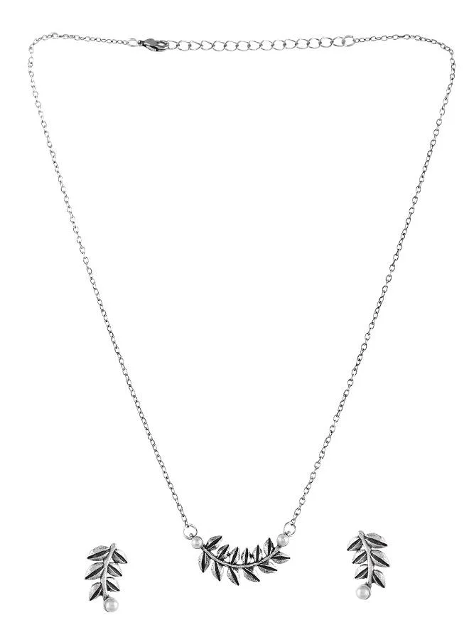 فويلا طقم قلادة بيلا بالسرخس الطازج