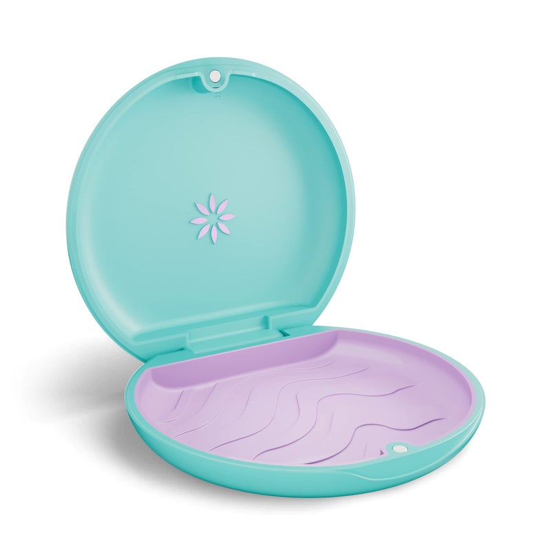 INVISALIGN Aligner and Retainer Case, Mint - Image 2