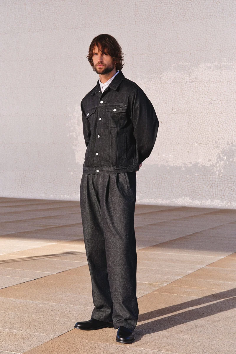 H&M Relaxed Fit Denim trousers