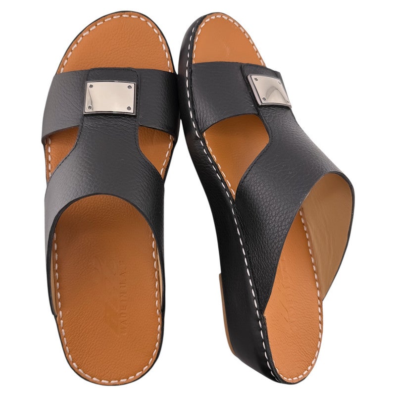 إيت صندل عربي يدوي الصنع للرجال من AET | شبشب رجالي خارجي | شبشب مفتوح من الأمام للاستخدام اليومي | جلد مطحون عربي أصلي مع ابزيم| تصميم عربي جديد | نعل داخلي بني| مريح وخفيف الوزن - Image 2