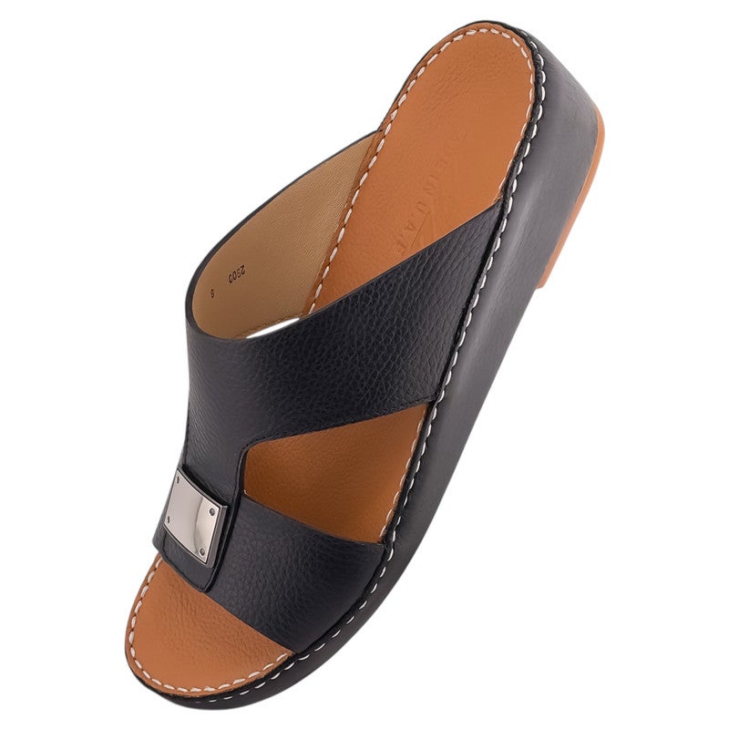 إيت صندل عربي يدوي الصنع للرجال من AET | شبشب رجالي خارجي | شبشب مفتوح من الأمام للاستخدام اليومي | جلد مطحون عربي أصلي مع ابزيم| تصميم عربي جديد | نعل داخلي بني| مريح وخفيف الوزن - Image 3