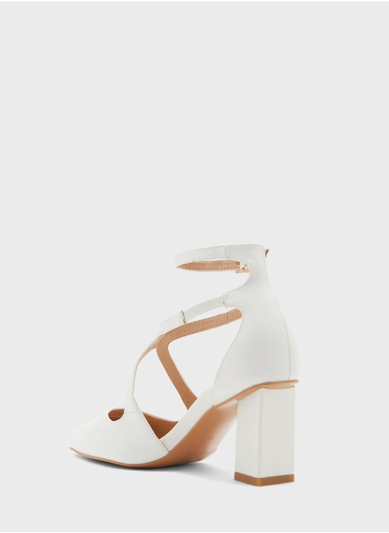 Khizana - Criss Cross Block Heel Pointed Pump - Image 1
