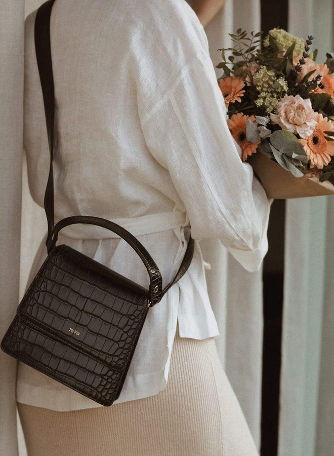 جي دبليو بي حقيبة كروسبودي نسائية من JW PEI بمقبض علوي - أسود - Image 2