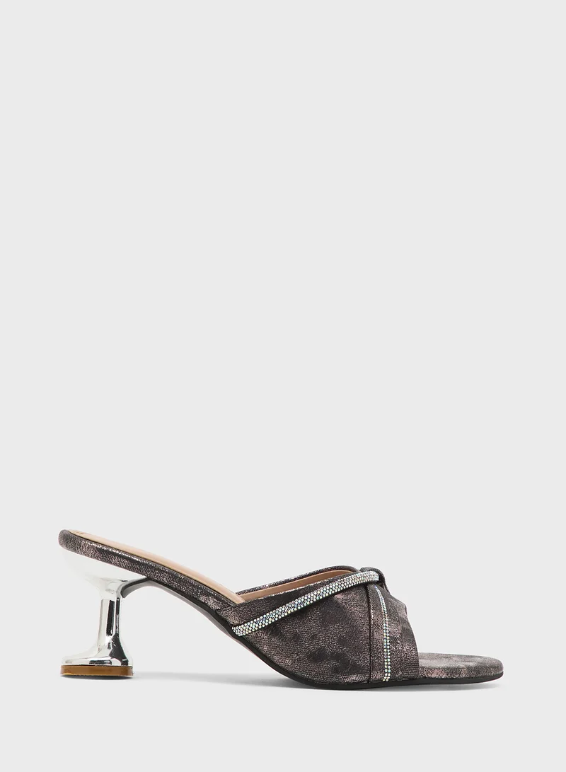 بيتك ستيبس Heeled Occasion Sandal