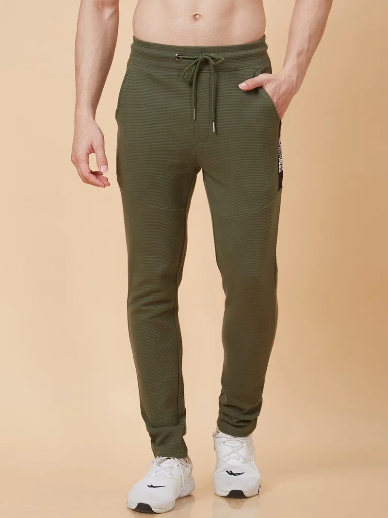 globus Globus Men Olive Solid Regular Fit Sports Track Pants