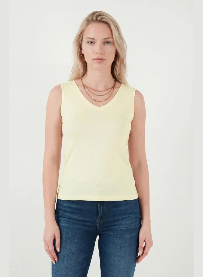 Lela Lela Thick Strapped V-Neck Blouse Women's Blouse 5864384