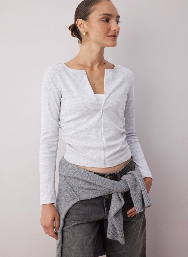 trendyol Gray Melange Fitted/Slim Fit Zip-Up Knitted Blouse - Image 1