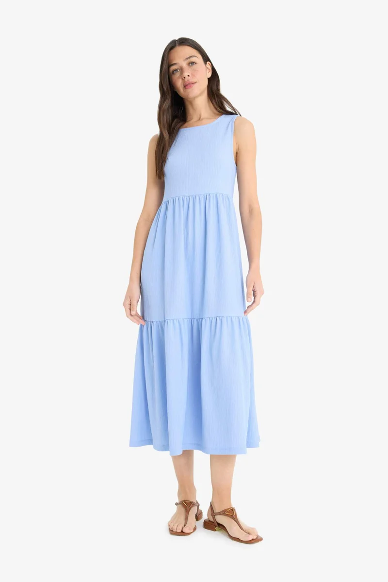 DeFacto Crew Neck Crepe Sleeveless Midi Dress