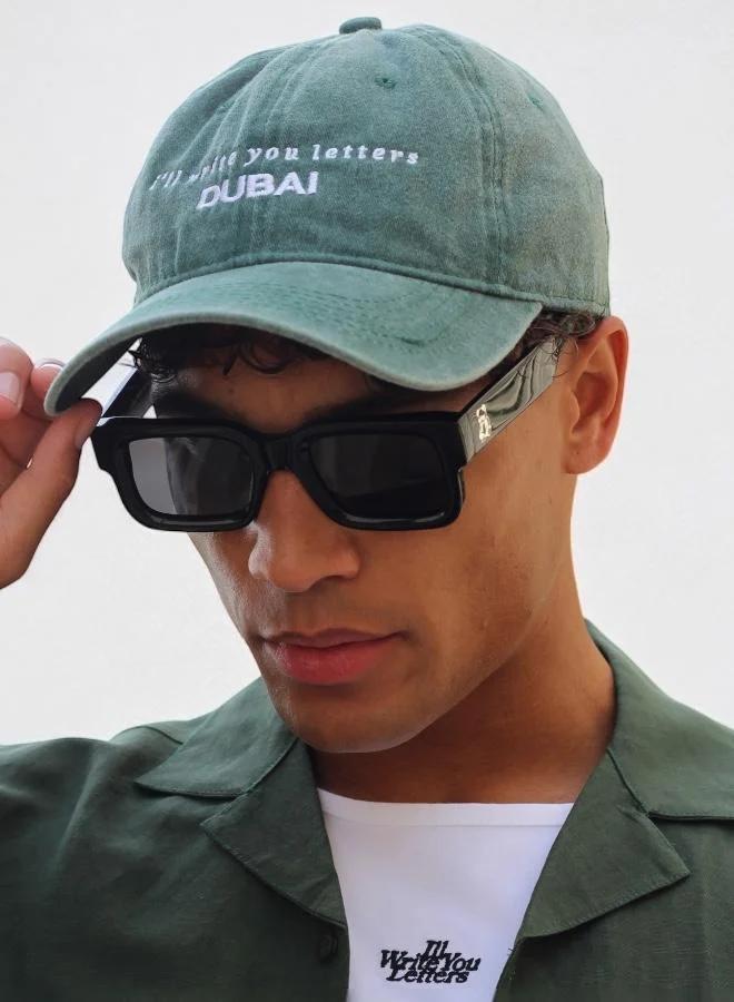 I'LL WRITE YOU LETTERS Aihtiram Sunglasses in Black
