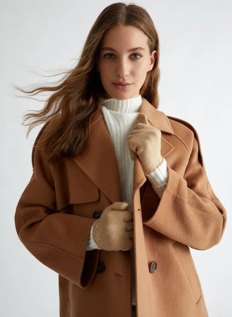 ليو جو قفازات بشعار ومسامير