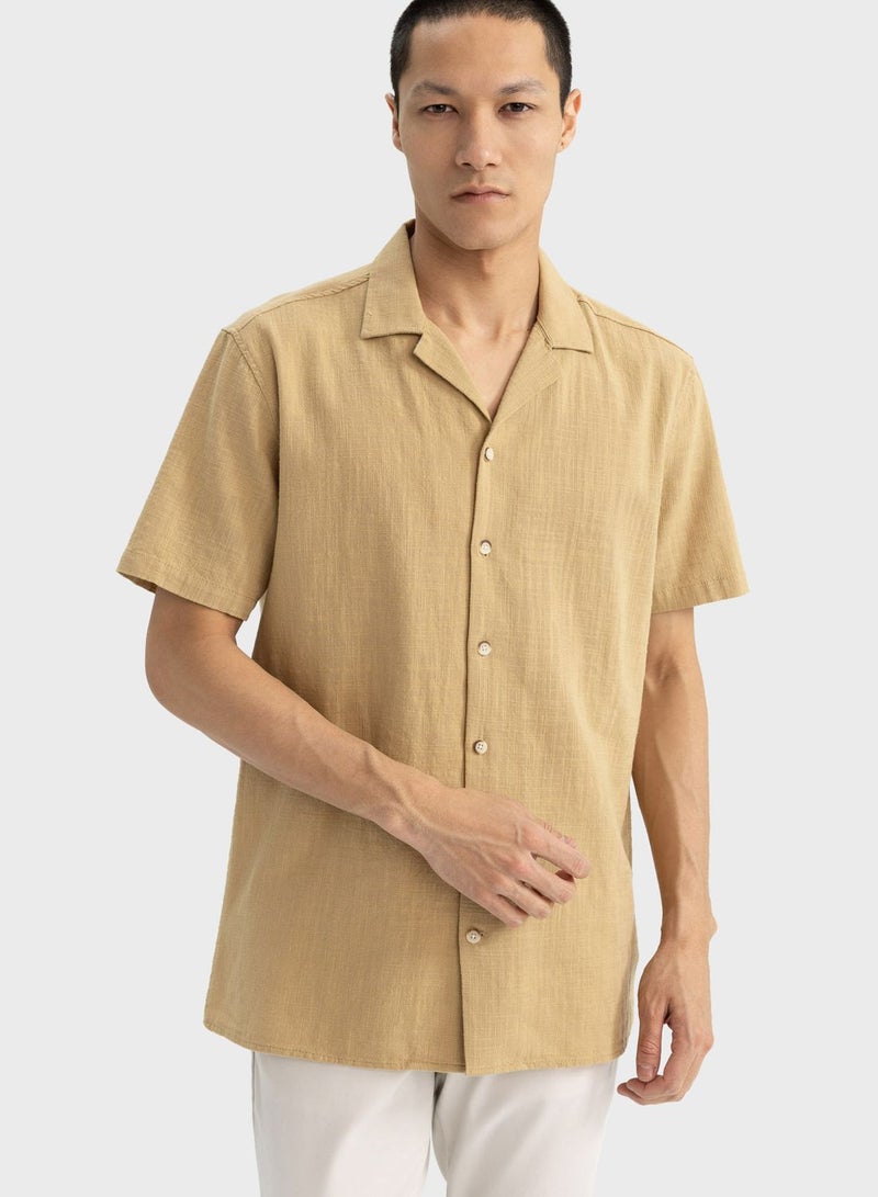 DeFacto Essential Modern Fit Shirt - Image 3