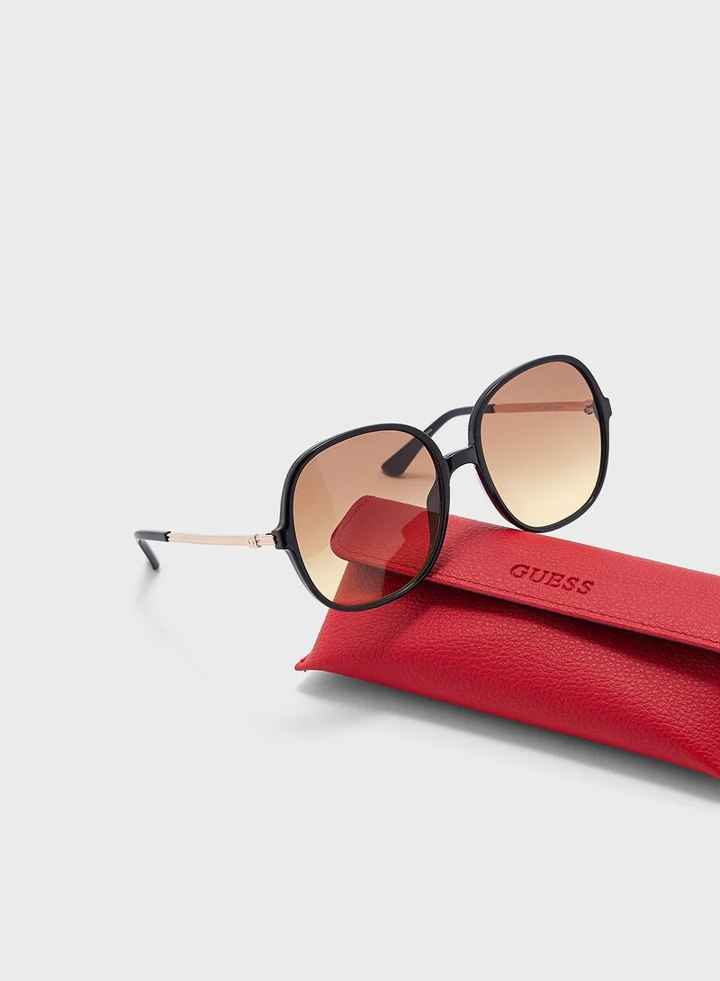 GUESS Oversized Sunglasses