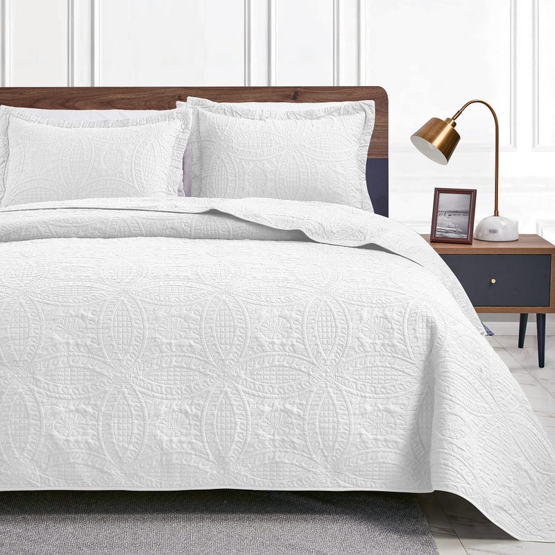 Love's cabin Love's cabin Twin Quilt Set White Bedspreads - Soft Bed Summer Quilt Lightweight Microfiber Bedspread- Modern Style Coin Pattern Coverlet for All Season - 2 Piece (1 Quilt, 1 Pillow Sham)  - Image 1