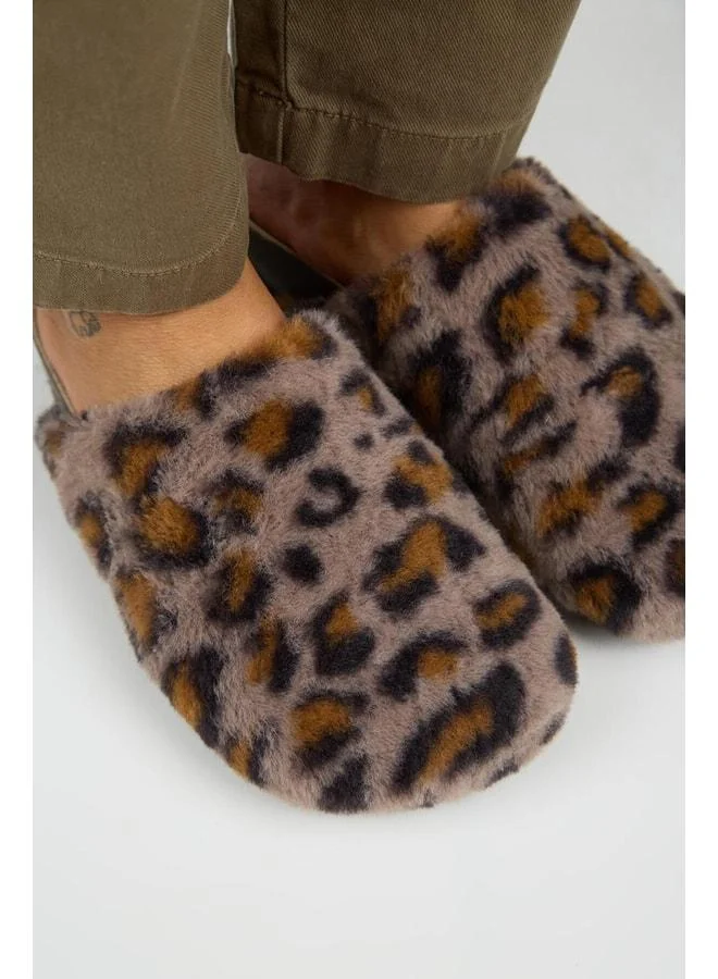 Manijero  Leda Women's Plush Plain Violet Leopard Slippers. for Women | Best Price UAE